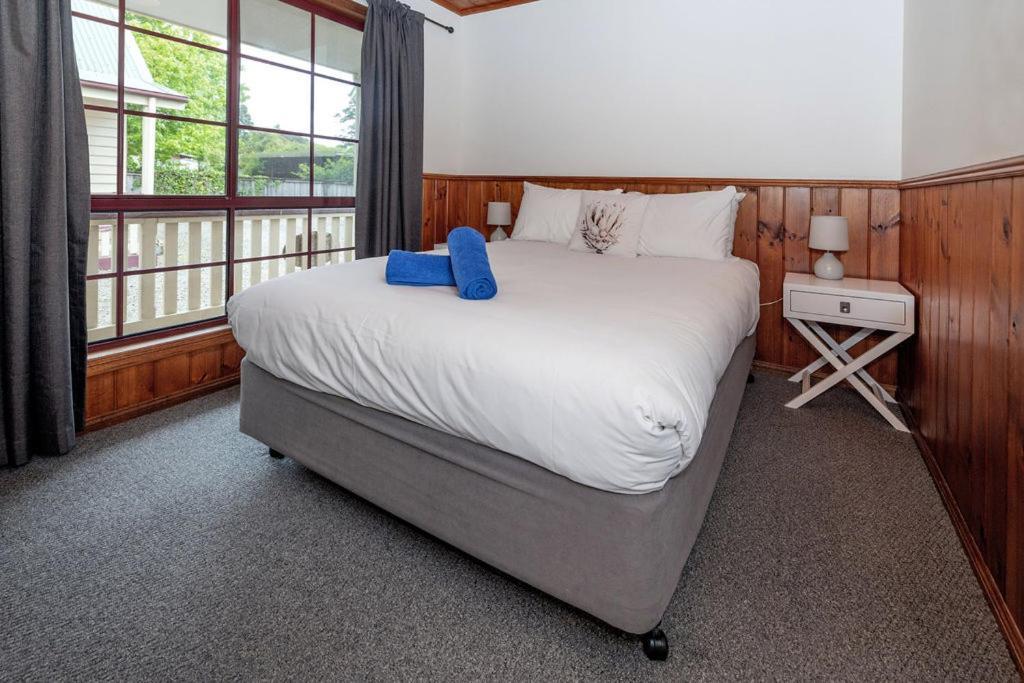 Kitty'S Cottages - Managed By Big4 Strahan Holiday Retreat Extérieur photo